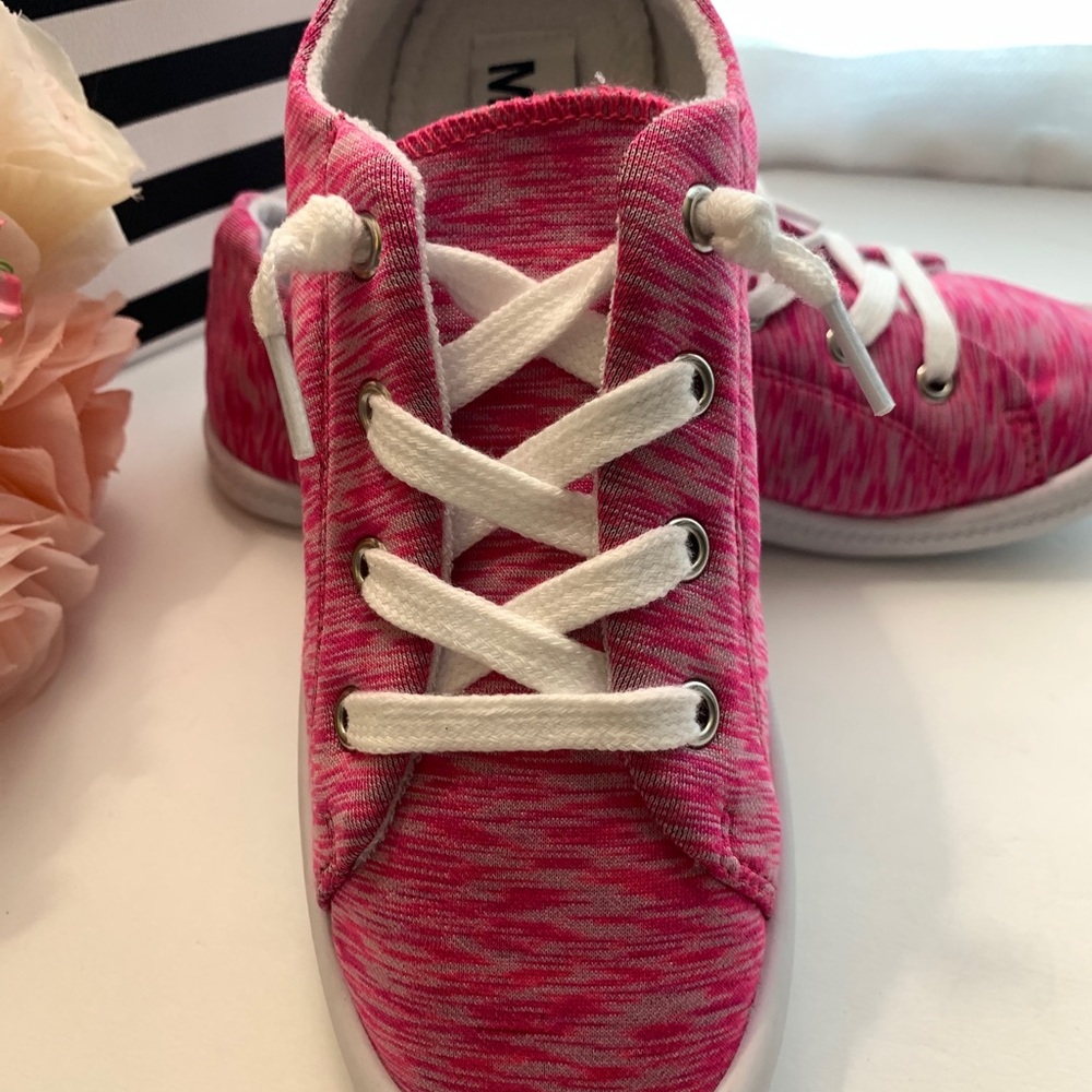 Mía G slip on sneakers 2 - Picture 6 of 7